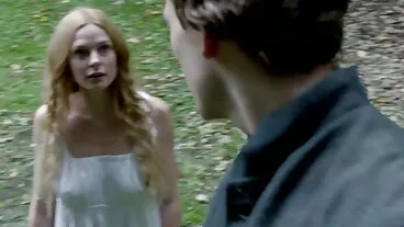 රියලිටි කිංග්ස් වෙතින් අලංකාර සාෂා ෂෝන් සමඟ අඩි උස සපත්තු සෙක්ස්