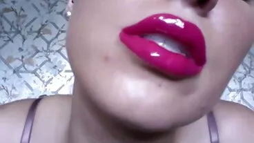 Dark X වෙතින් උණුසුම් Lacy Lennon සමඟ අත්වැඩ කිරීමේ දර්ශනය