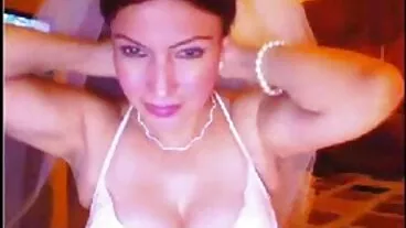 Smut Puppet වෙතින් ලස්සන Rebecca Rainbow සමඟ හිරු-ටැන්ඩ් චිත්‍රපටය